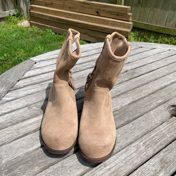 UGG Rioni Tan Suede Leather Soft Pull On Mid Boots - Picture 4 of 15
